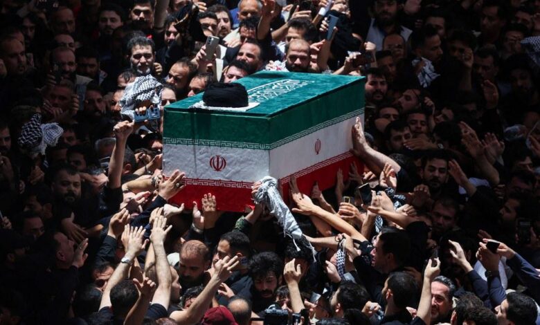تشييع واسع لخامنئي في العراق يسلط الضوء على النفوذ الإيراني