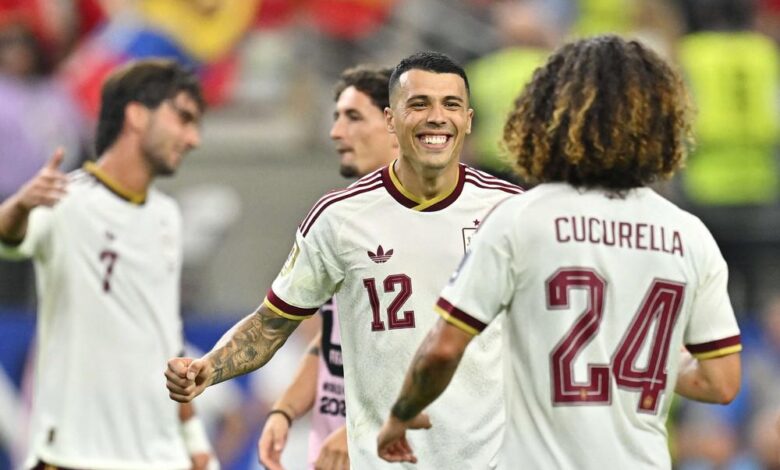 ثنائية تقود إسبانيا إلى نهائي كأس العالم على حساب فرنسا