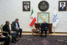 طهران ومسقط تعلنان آلية مشتركة لإدارة مضيق هرمز